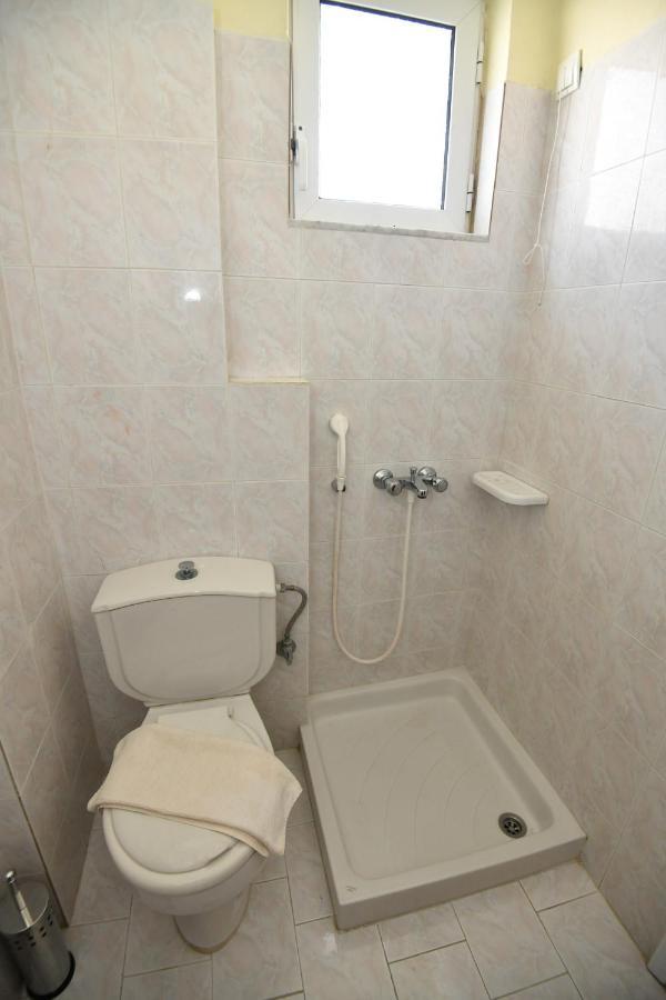 Iskas Apartments イアリソス エクステリア 写真