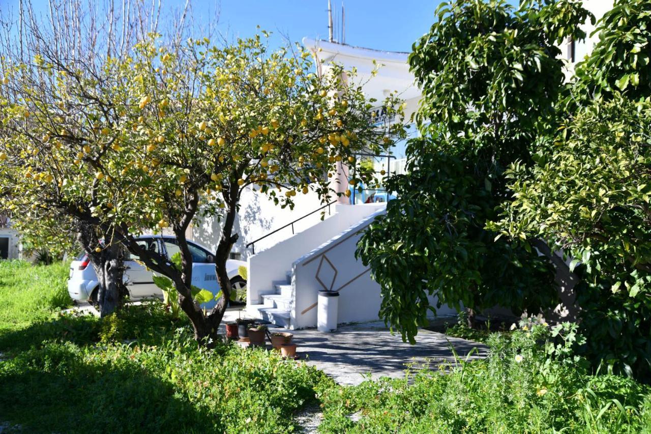 Iskas Apartments イアリソス エクステリア 写真